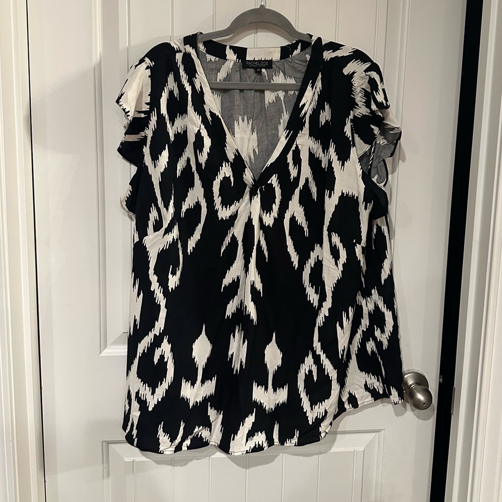 Rachel Zoe Black and White Patterned Flutter Sleeve Blouse